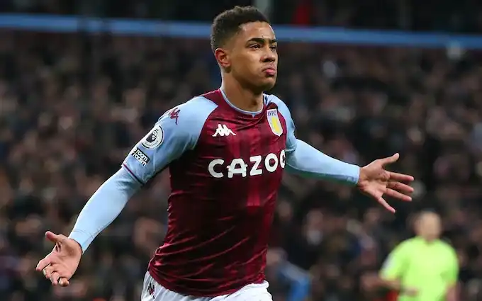 مانشستر سيتي يفكر في التقدم بعرض للتعاقد مع نجم نادي أستون فيلا