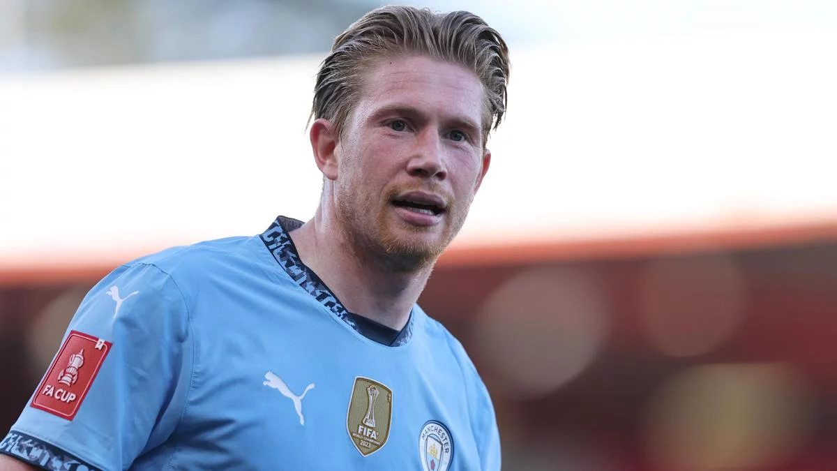 رئيس نابولي يكشف آخر مستجدات مفاوضاته مع دي بروين