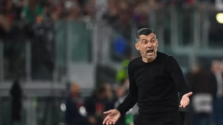 ميلان يعلن رسميا رحيل كونسيساو