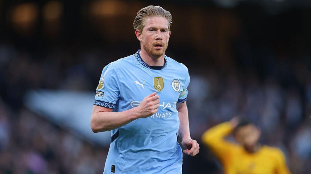 خياران متاحان أمام دي بروين للاستمرار في الدوري الإنجليزي