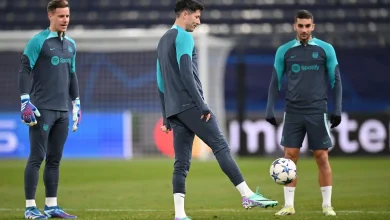 نجم برشلونة غاضب من خطط بيعه