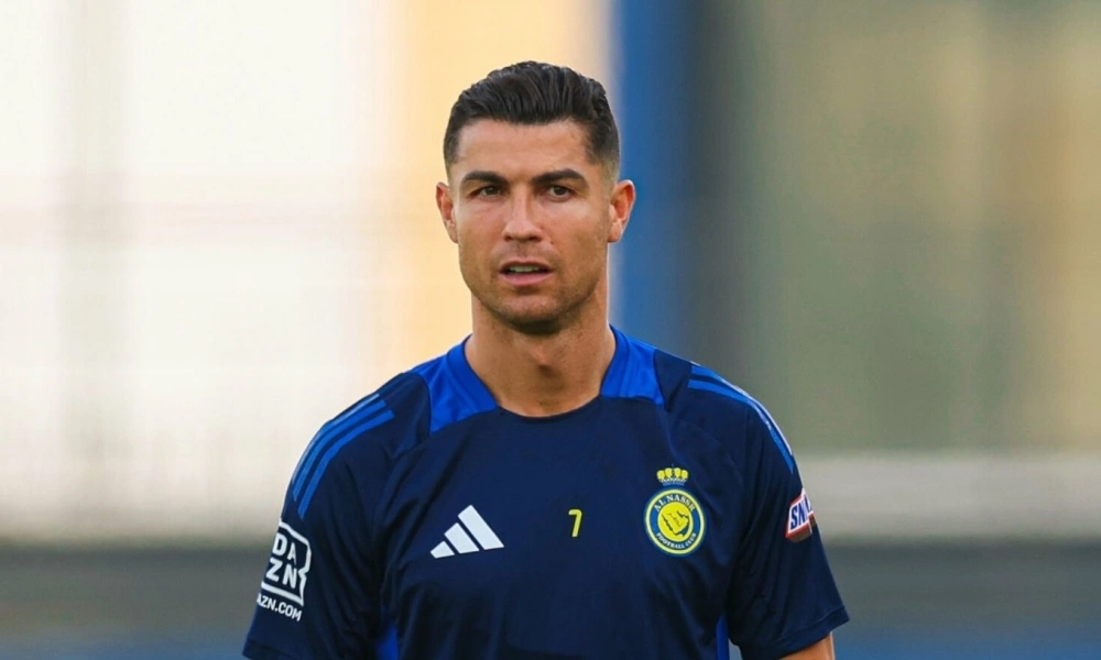 جماهير ريال مدريد تطالب بعودة رونالدو، والنادي ينهي الجدل بحسم الموقف