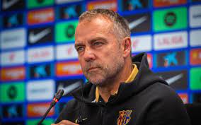 طلب ملفت من هانزي فليك لإدارة برشلونة مع اقتراب انطلاق الموسم الجديد