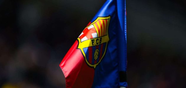 استدعى هانسي فليك ثلاثة مواهب شابة من برشلونة لتدريبات الفريق الأول